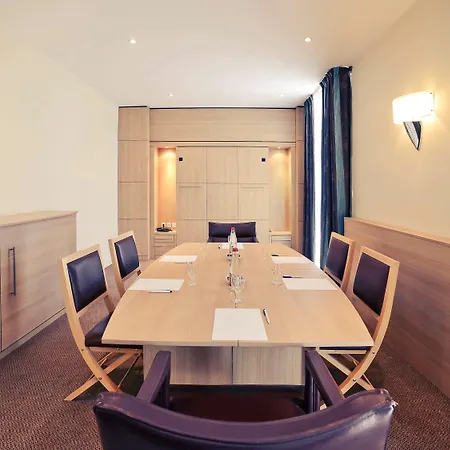 Mercure Centre Le Grand Hotel 4*