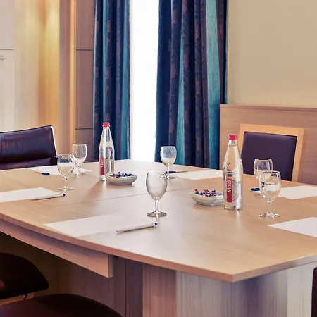 Mercure Centre Le Grand Hotel 4*