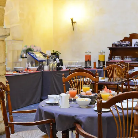 Mercure Centre Le Grand Hotel 4*