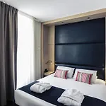 Mercure Centre Le Grand Hotel 4*