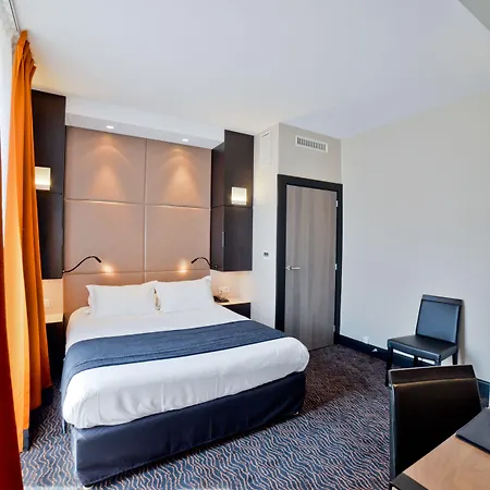 Mercure Centre Le Grand Hotel 4*