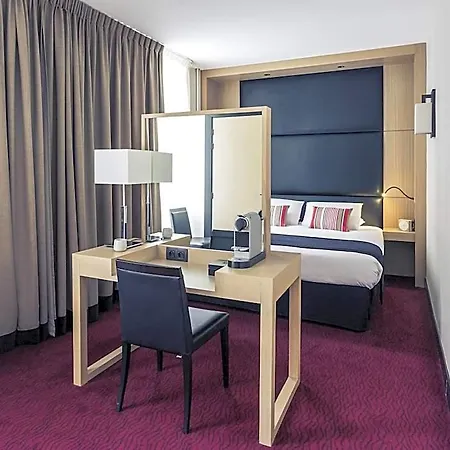 Mercure Centre Le Grand באיון