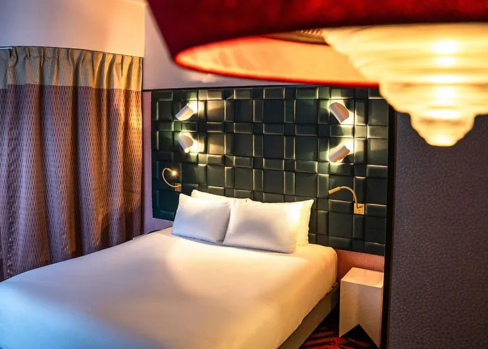 Hotel Mercure Centre Le Grand 4*