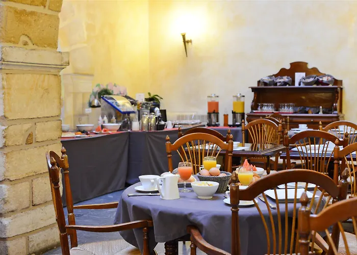 Mercure Centre Le Grand Hotel 4*
